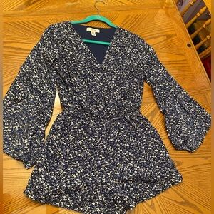 Arizona Jean Company Navy Floral Romper